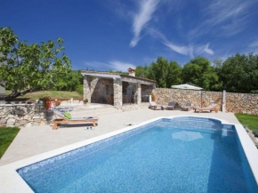 Гостиница Attractive villa with private swimming pool beach volleyball and fenced garden  Коромачно